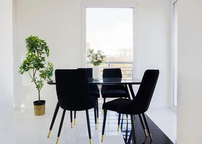 Roomsy - Happy Apes * Sopot