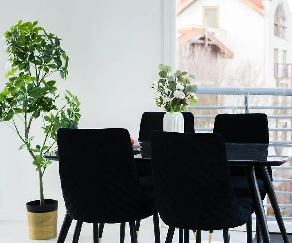 Lägenhet Roomsy - Happy Apes